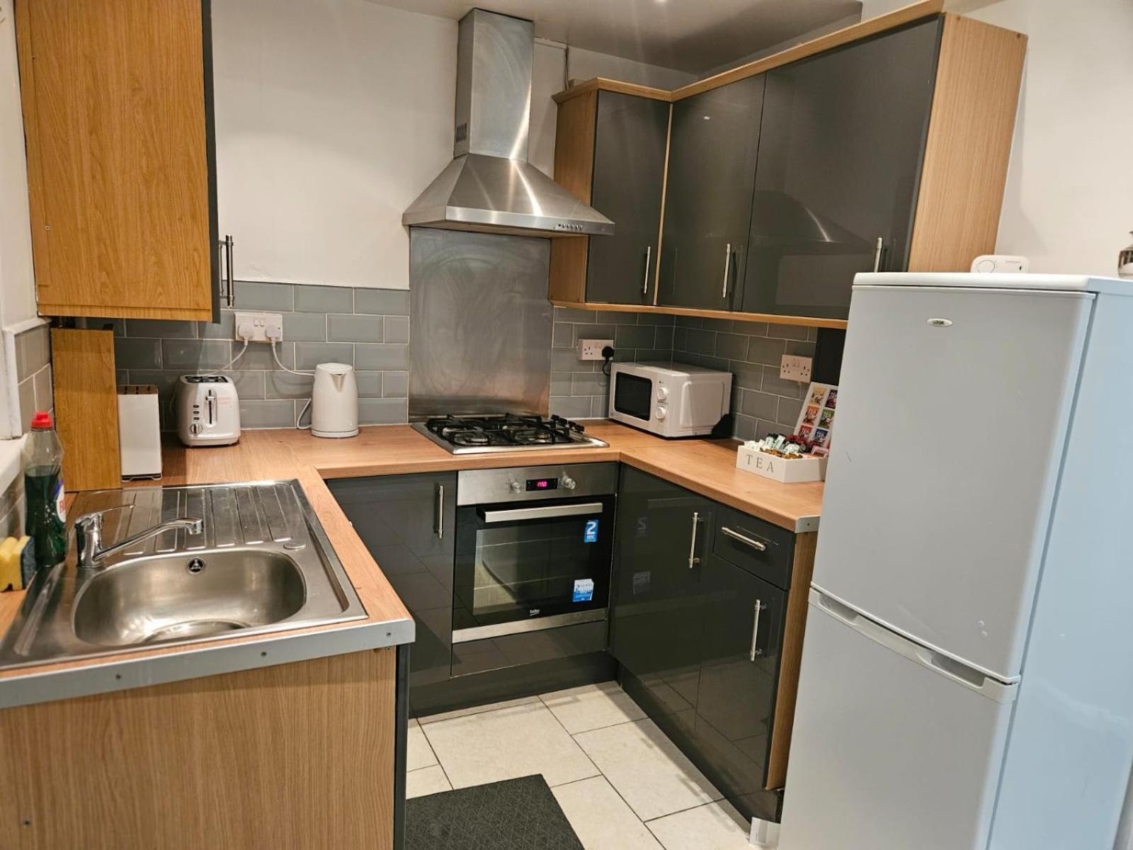 Nariken Apartments, Cardiff Eksteriør bilde